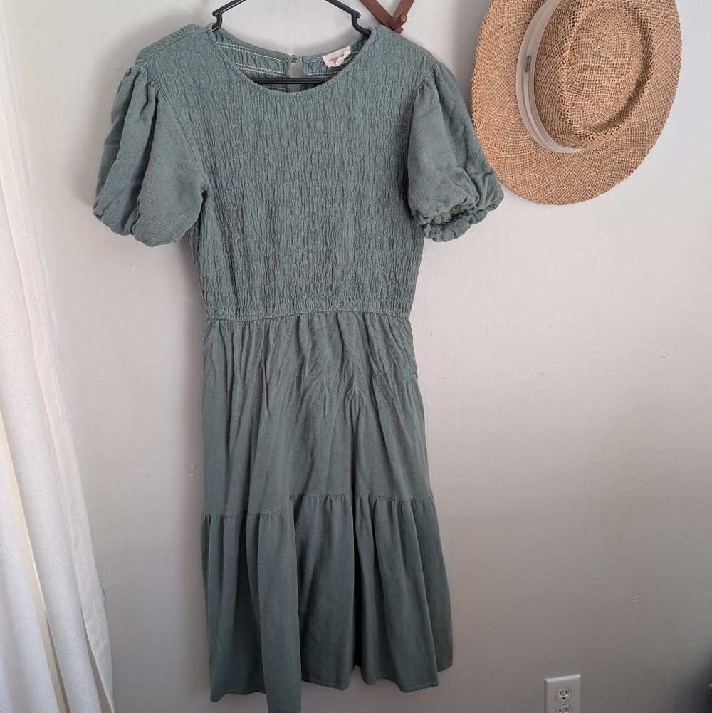 Sage Green Puff-Sleeve Tiered Midi Dress